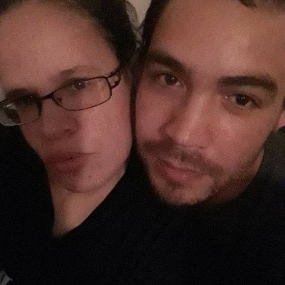 Meet your Posher, Carlos - Picture 1 of 1